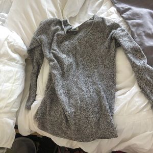 Old navy sweater